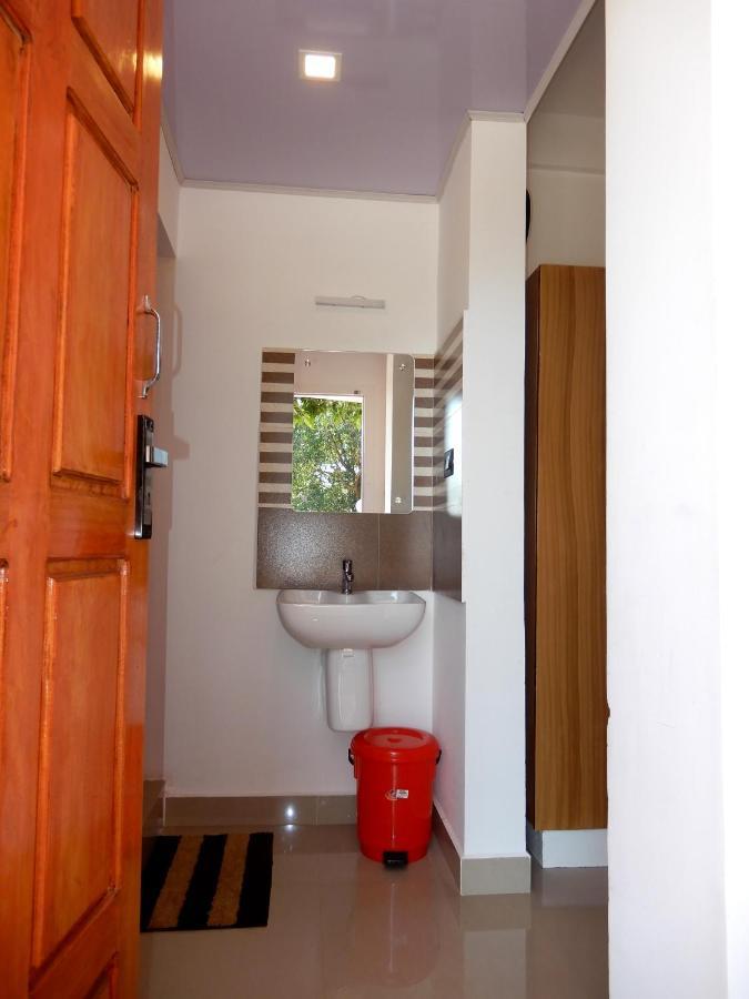 Drizzle Valley Cottage Munnar Eksteriør bilde